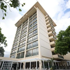 Courtleigh & 5*, Kingston Jamaica